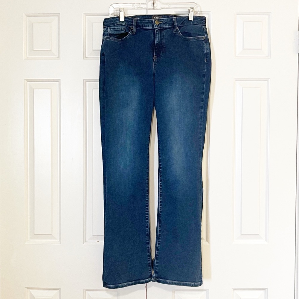 NYDJ Barbara Bootcut Lift X Tuck Medium Wash Jeans. Size Women's 10 - Picture 2 of 15
